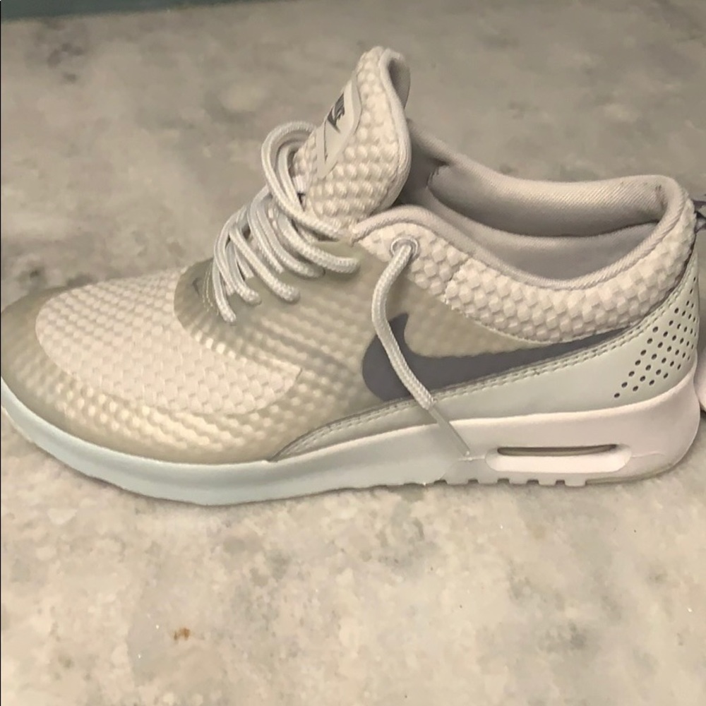 Women’s Nike Air Max Thea